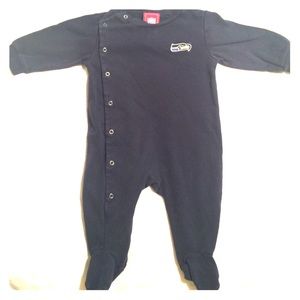 Seahawks infant snap up sleeper